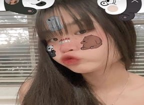 Cao Thi Thuy Vy Desejando por sexo de selfie