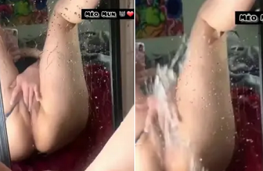 Eu vendo sexo imobiliário para os hóspedes para o banheiro