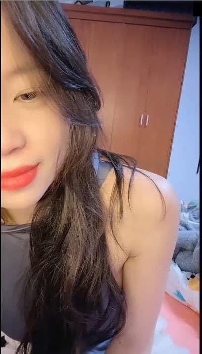 Bich van 2k8 faz sexo com seu amante e espalha vídeos de sexo