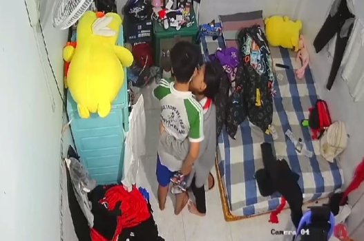 Os estudantes vietnamitas usam sexy para satisfazer as necessidades sexuais
